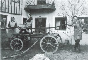 Saug- und Druckspritze Baujahr um 1900